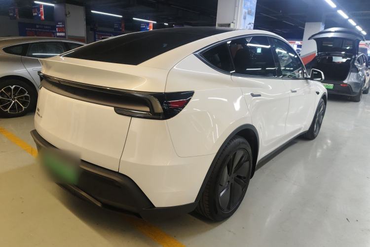 Used Tesla Model Y 2025 Long-Range All-Wheel Drive First Edition
