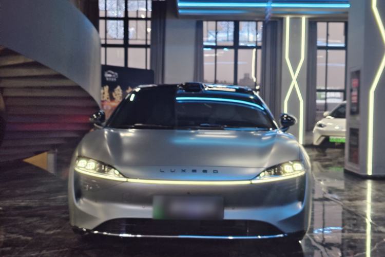 Used Hima Luxeed S7 2024 Max Rear-Drive Long-Range Intelligent Driving Version