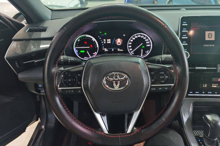 Used Toyota Avalon 2022 Dual-Engine 2.5L XLE Premium Edition Steering Wheel