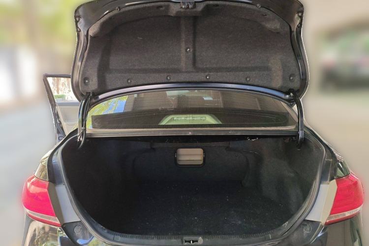 Used Toyota Camry 2011 200E Elite Sunroof Edition
