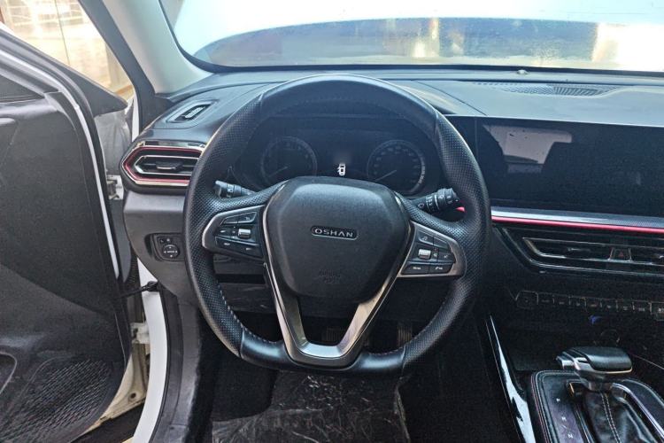 Used CHANGAN OSHAN X5 2021 1.5T DCT Luxury Edition