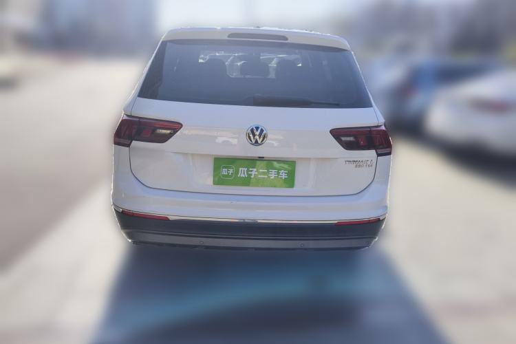 Used Volkswagen Tiguan L 2017 330TSI Automatic Two-Wheel Drive Luxury Edition Rear