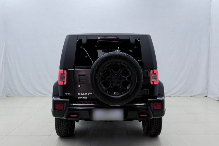 Used BAIC Off-Road BJ40 2024 2.0D Blade Hero Glory Edition
