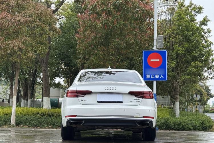 Used Audi A4L 2019 40 TFSI Ambition China VI