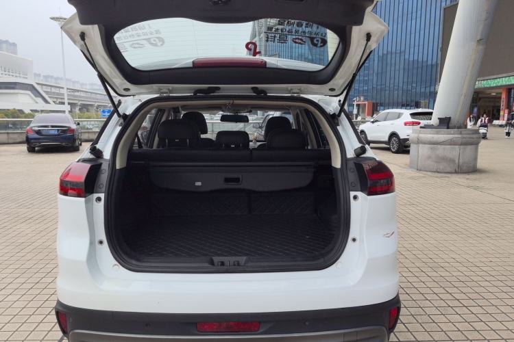 Used Geely Auto Emgrand X7 Sport 2018 1.8TD Automatic Two-Wheel Drive Smart Connect 4G Internet Edition