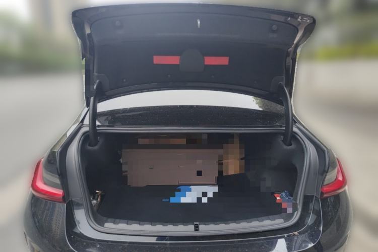 Used BMW i3 2022 eDrive 35 L Trunk