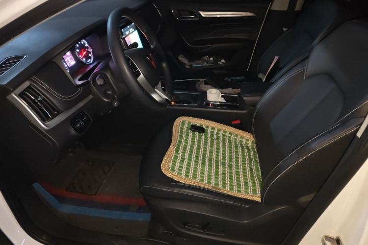 Used Roewe i6 2019 PLUS 1.6L CVT 4G Connected Flagship Deluxe Edition
