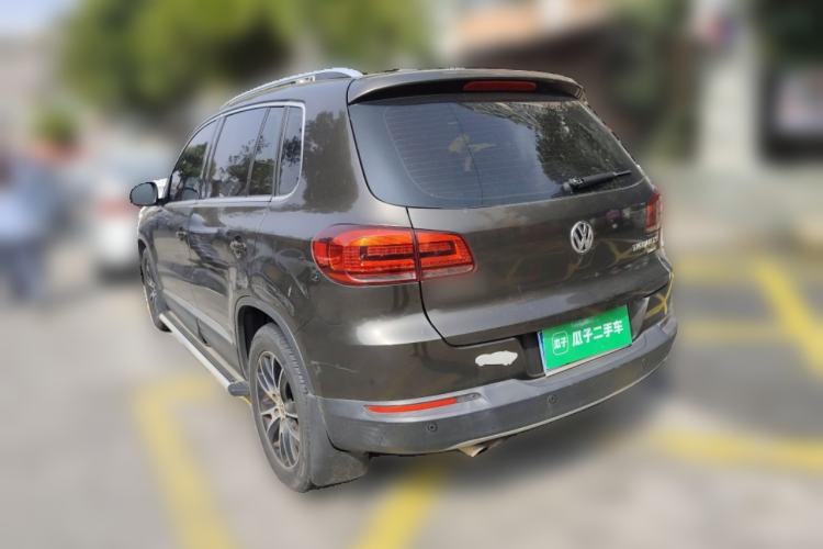 Used Volkswagen Tiguan 2015 1.8TSI Automatic All-Wheel-Drive Luxury Model
