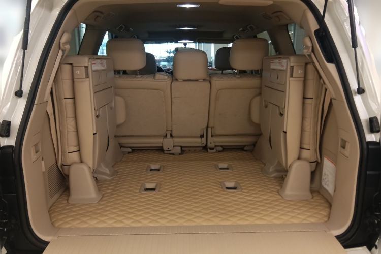 Used Toyota Land Cruiser  Trunk