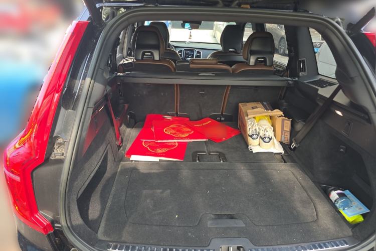 Used Volvo XC90 2022 B6 Zhiya Luxury 7-Seater Trunk