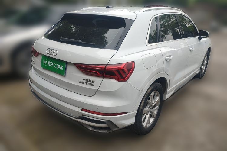 Used Audi Q3 2019 35 TFSI Advanced Dynamic Edition Rear Right 45 Deg