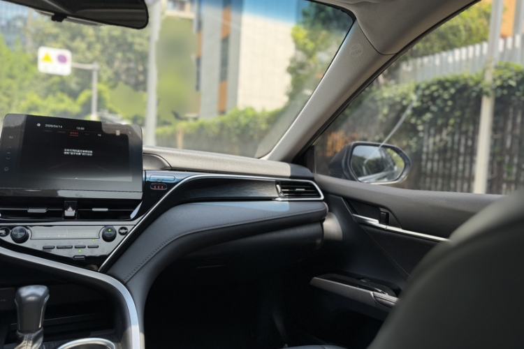 Used Toyota Camry 2021 2.0G Luxury Edition