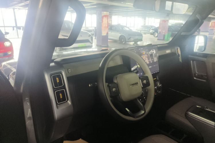 Used iCAR V23 2025 501 Four-Wheel Drive Intelligent Driving Version