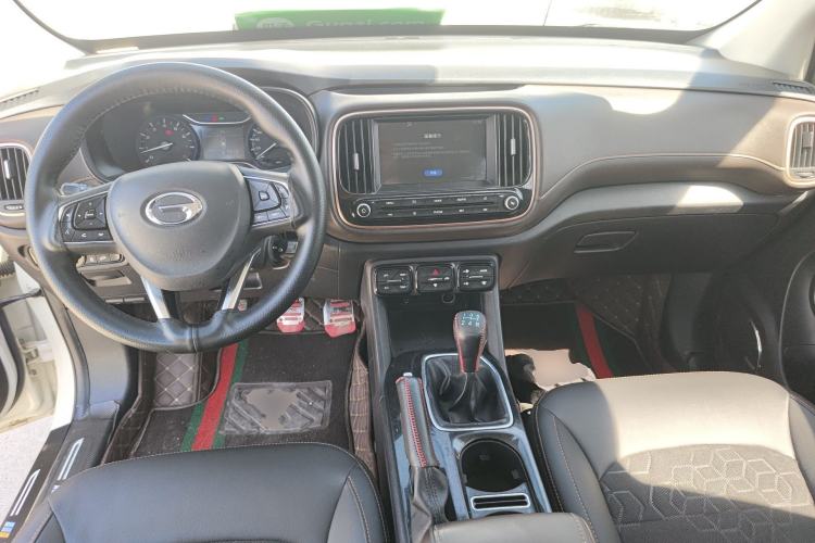 Used GAC Trumpchi GS3 2017 150N Manual Elite Edition Center Console