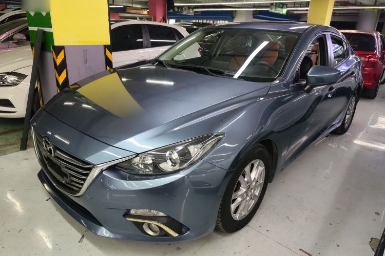 Used Mazda 3 Axela 2014 Sedan 1.5L Automatic Luxury Model