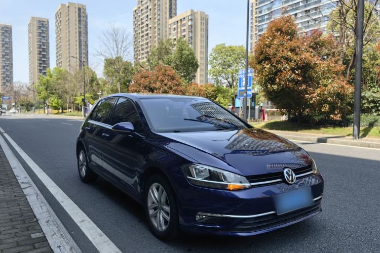 Used Volkswagen Golf 2018 1.6L Automatic Comfort Model Exterior 2