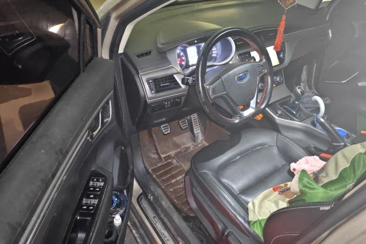 Used Geely Auto Emgrand GS 2016 Sports Edition 1.8L Manual LingShang Model Driver Seat