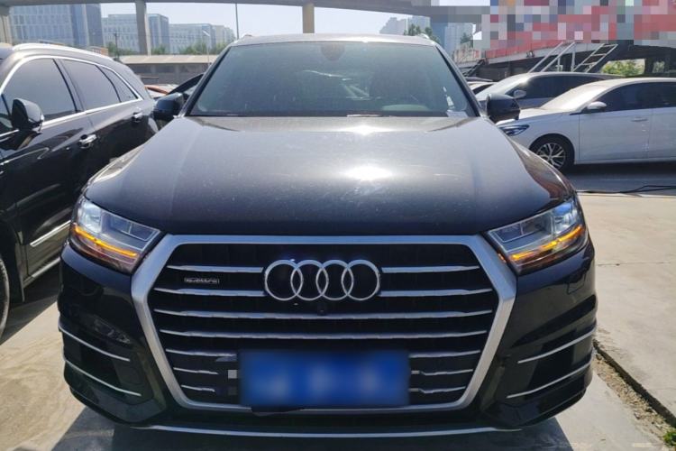 Used Audi Q7 2019 45 TFSI Comfort Model Front