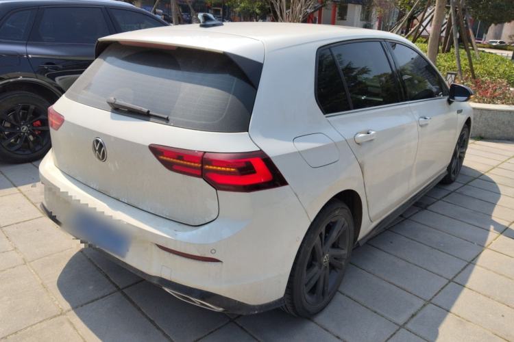 Used Volkswagen Golf 2023 Facelift 280TSI DSG R-Line
