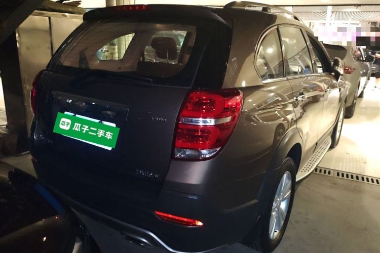 Used Chevrolet Captiva 2015 2.4L 4x4 Flagship Edition 7-Seater