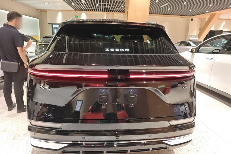 Used Zeekr 7X 2026 75kWh Rear-Drive MAX Edition Rear