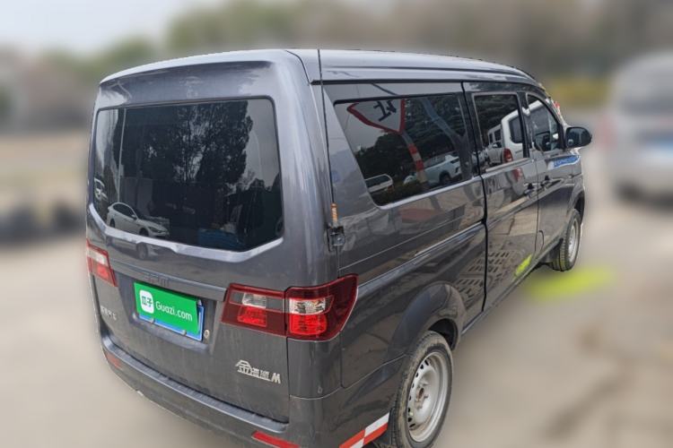 Used Jinbei Gold Hiace 2023 1.5L Passenger Vehicle Engineering Lion 5/6/7 Seater