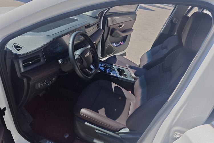 Used JETOUR X90 PLUS 2024 1.6TD DCT Family Fun Edition 7 Seats
