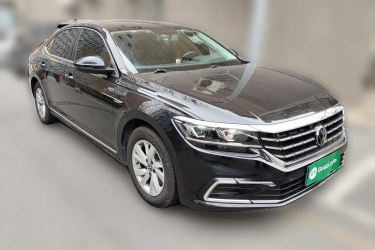 Used Volkswagen Passat 2021 280TSI Business Edition Front Right 45 Deg