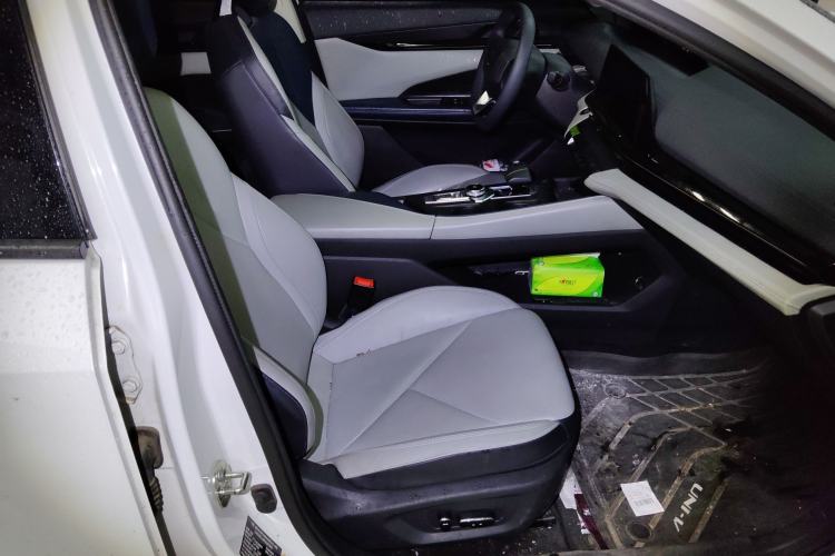 Used Changan UNI-V iDD 2023 Zhidian iDD 1.5T 113km Smart & Fun Version (Rapid Edition)