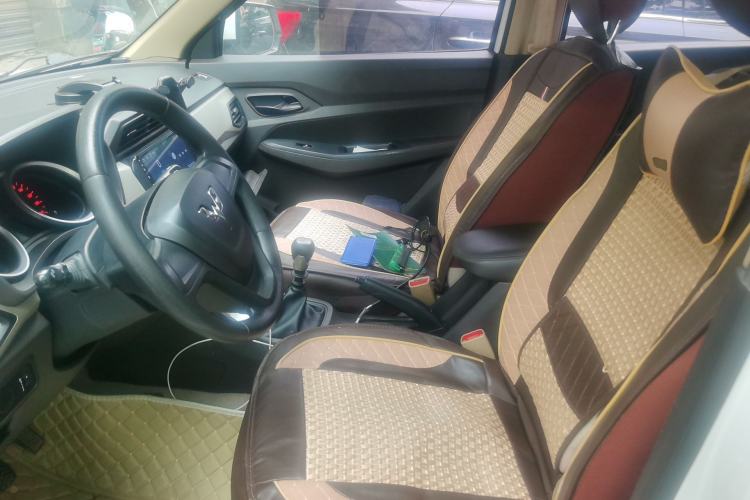 Used Wuling Hongguang 2019 1.5L S Standard Version China VI LAR
