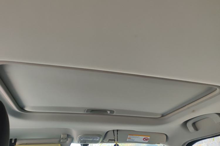 Used MG 3 2014 1.5L AMT Elite Edition Headliner