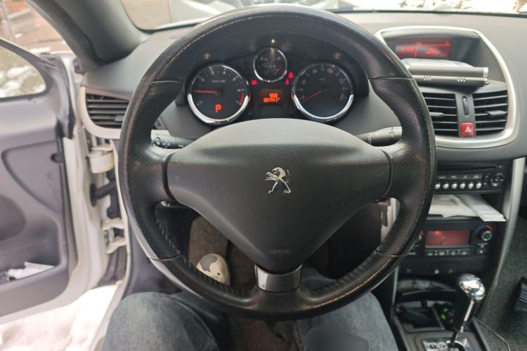 Used Peugeot 207 2013 1.6L CC Automatic Fashion Edition
