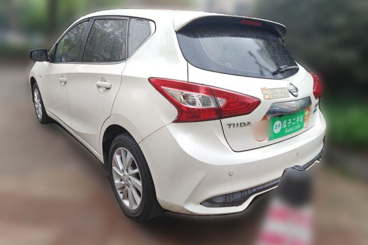 Used Nissan Tiida 2016 1.6L CVT Cool Dynamic Edition