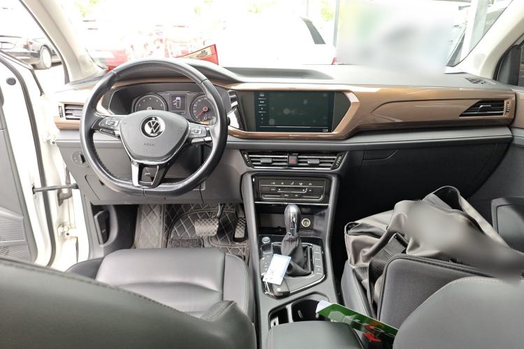 Used Volkswagen Tharu 2021 280TSI Two-Wheel Drive Comfort Edition Center Console