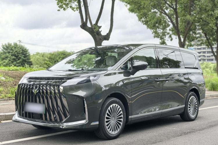 Used ARCFOX Ji Hu asks V9 2026 Model 1330 Ultra+ Guazi used car, China used car export, Used car for sale, Used cars, Cheapest cars for sale