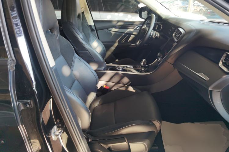 Used Lynk & Co 01 EM-P 2018 1.5T PHEV Jing Guo V Right Front Seat