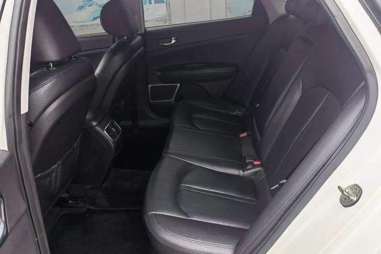 Used Kia K5 2017 2.0L Automatic 15th Anniversary Special Edition LUX