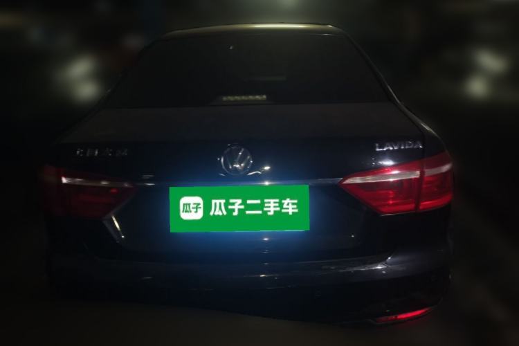 Used Volkswagen Lavida 2013 Restyled Classic 1.6L Manual Comfort Edition
