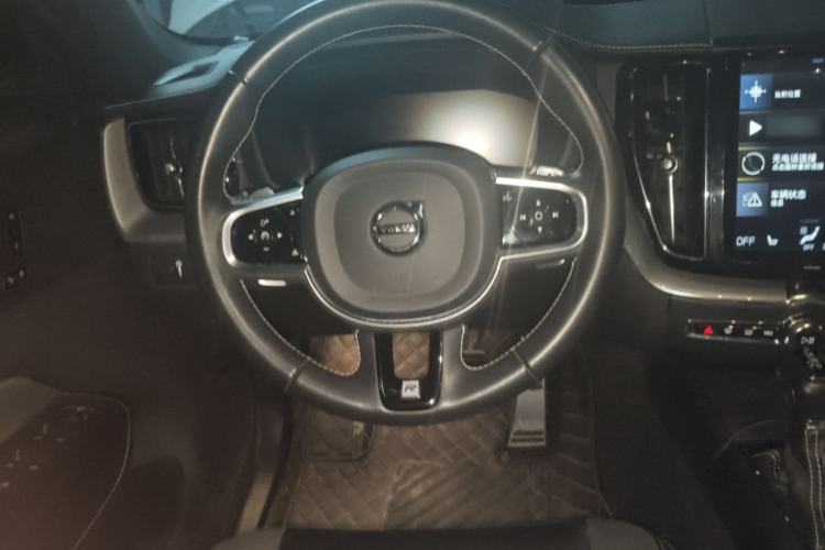 Used Volvo XC60 2020 T5 4x4 Smart & Dynamic Sport Edition