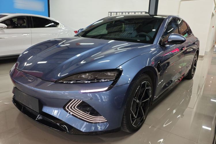 Used BYD Seal 2022 700 km Long-Range Rear-Wheel-Drive Version