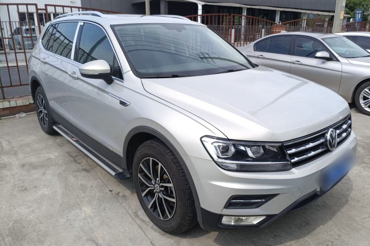 Used Volkswagen Tiguan L 2018 330TSI Automatic Two-Wheel Drive Luxury Edition
