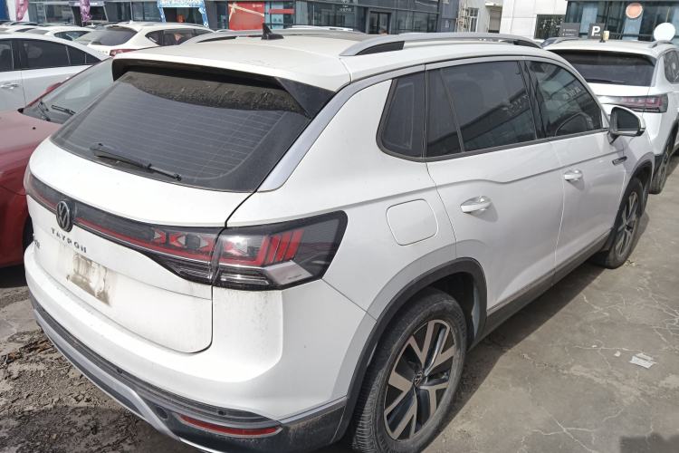 Used Volkswagen Tayron 2023 300TSI Two-Wheel-Drive Luxury Plus Advanced Edition