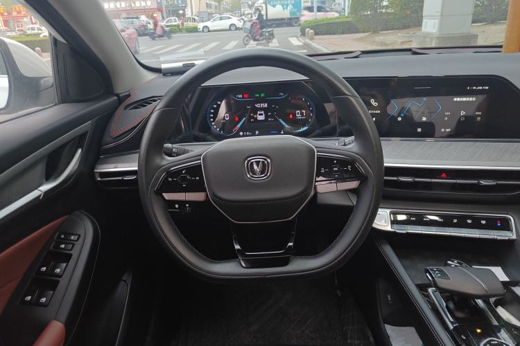 Used CHANGAN Eado 2023 Changan Edition PLUS Blue Whale NE 1.4T GDI DCT Prestige Version Steering Wheel