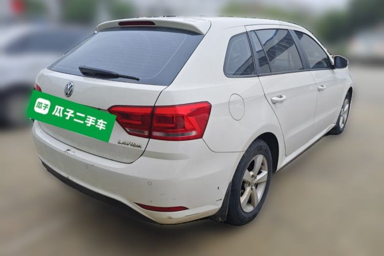 Used Volkswagen Gran Lavida 2015 1.6L Manual Fashion Edition
