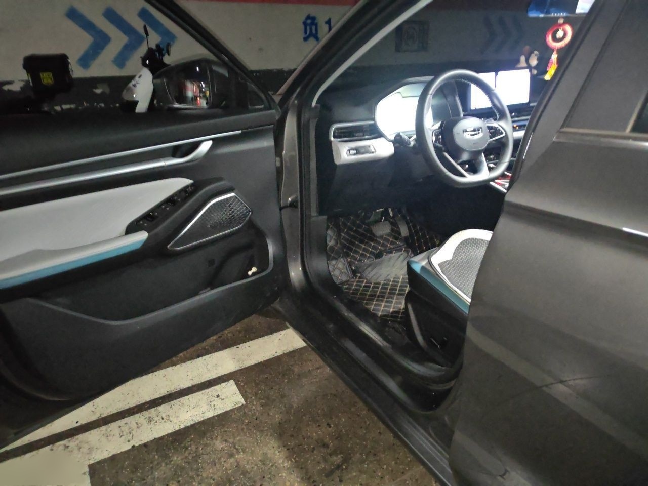 Geely Auto Emgrand 2023 4th Generation Champion Edition 1.5L CVT Flagship Model — снимка 19