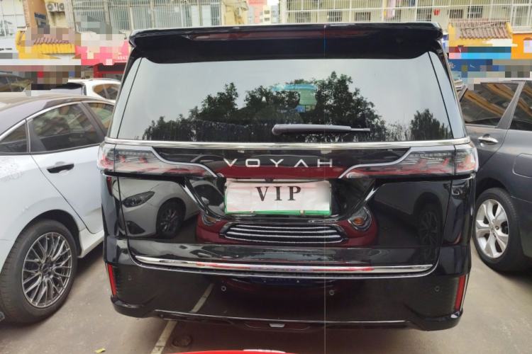 Used VOYAH Dream 2025 EV Four-Wheel Drive Excellence Kunpeng Edition