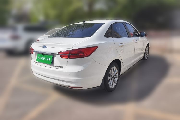 Used Ford Escort 2015 1.5L Automatic Fashion Model Rear Right 45 Deg