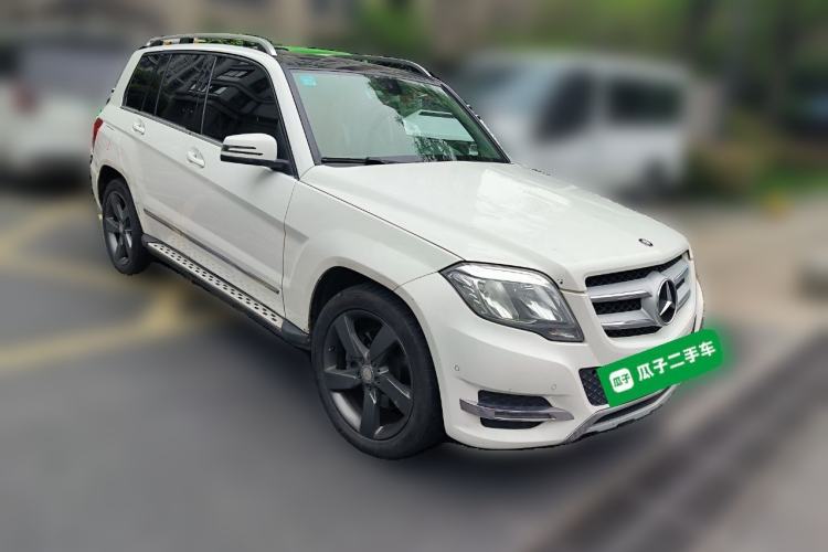 Used Mercedes-Benz GLK-Class 2013 GLK 300 4MATIC Dynamic Sunroof Model Front Right 45 Deg