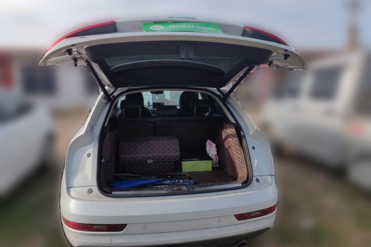 Used Audi Q3 2016 40 TFSI quattro all-wheel-drive sport model
