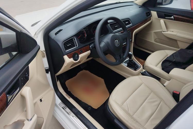 Used Volkswagen Lavida 2013 1.4TSI DSG Comfort Edition Driver Seat